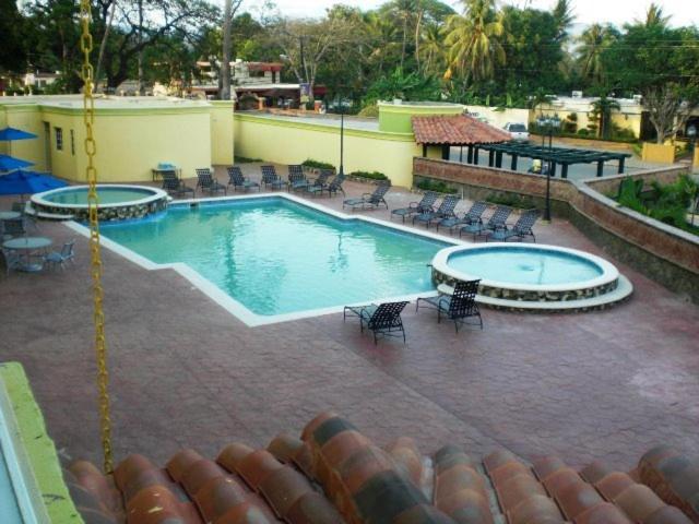 Hotel Novus Caoba Esperanza Exterior foto